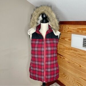 Natural Reflections Red Plaid Faux Fur Hood Black Knit Full Zip Vest Medium